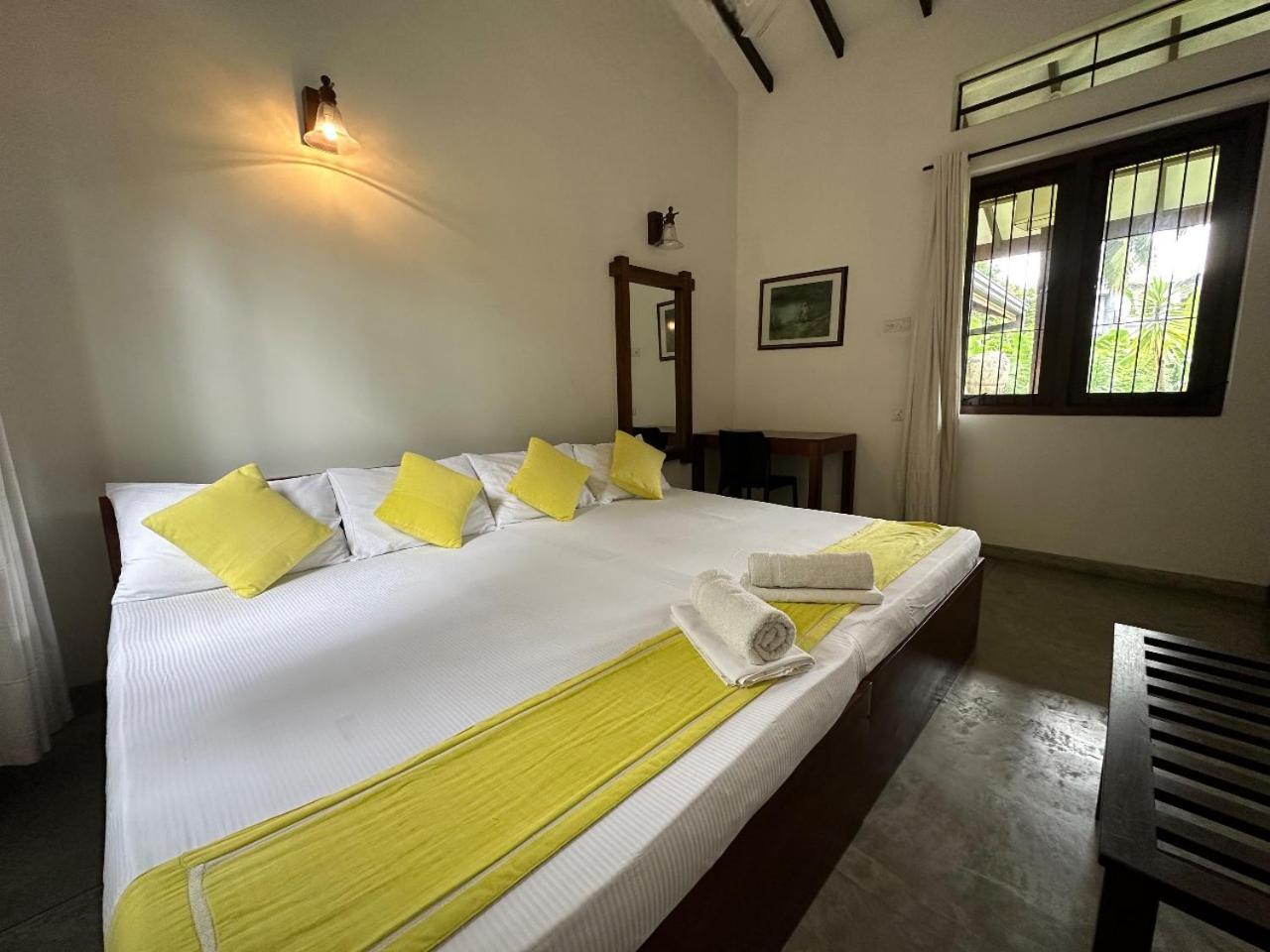 Rockydale Home Stay Kandy Esterno foto