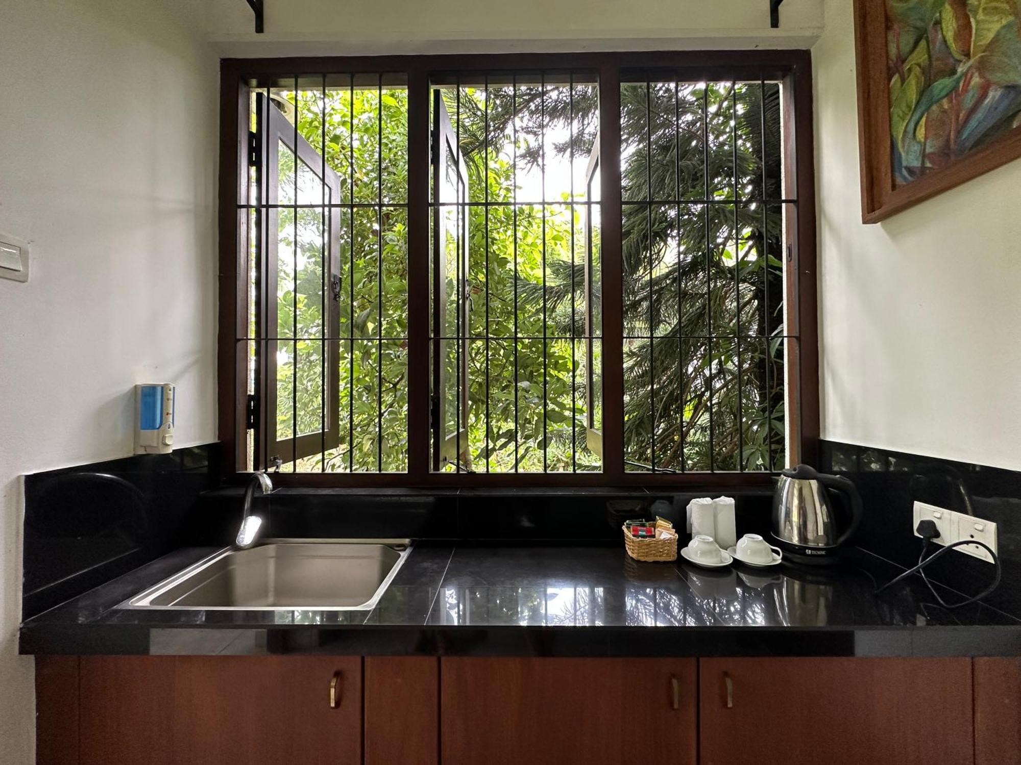 Rockydale Home Stay Kandy Esterno foto